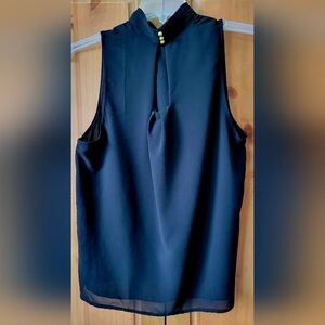 Black Sleeveless Top XL